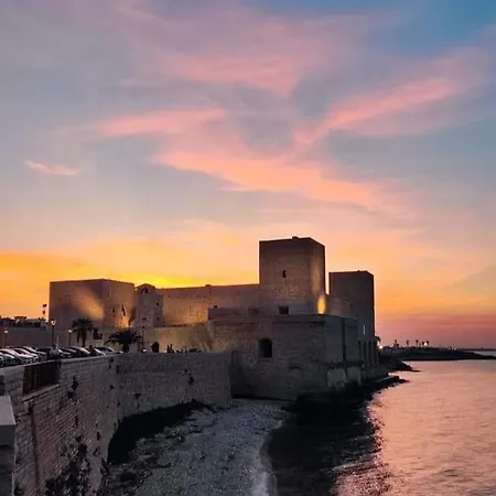 Le Rondini Apartment Trani Exterior photo